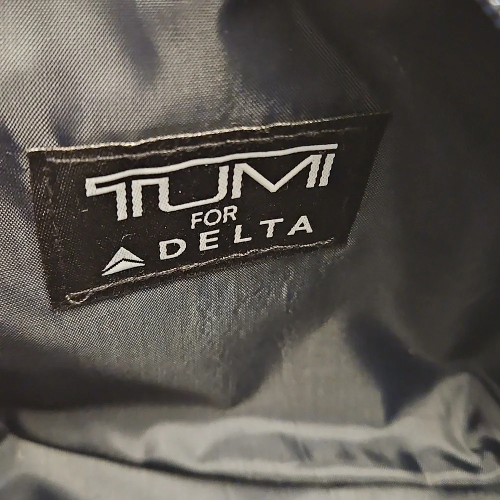 Tumi For Delta Black Travel Pouch